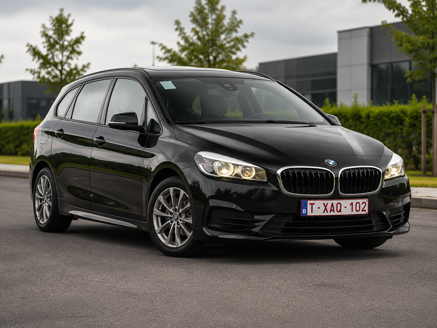 Black BMW from the Jafa Taxi fleet